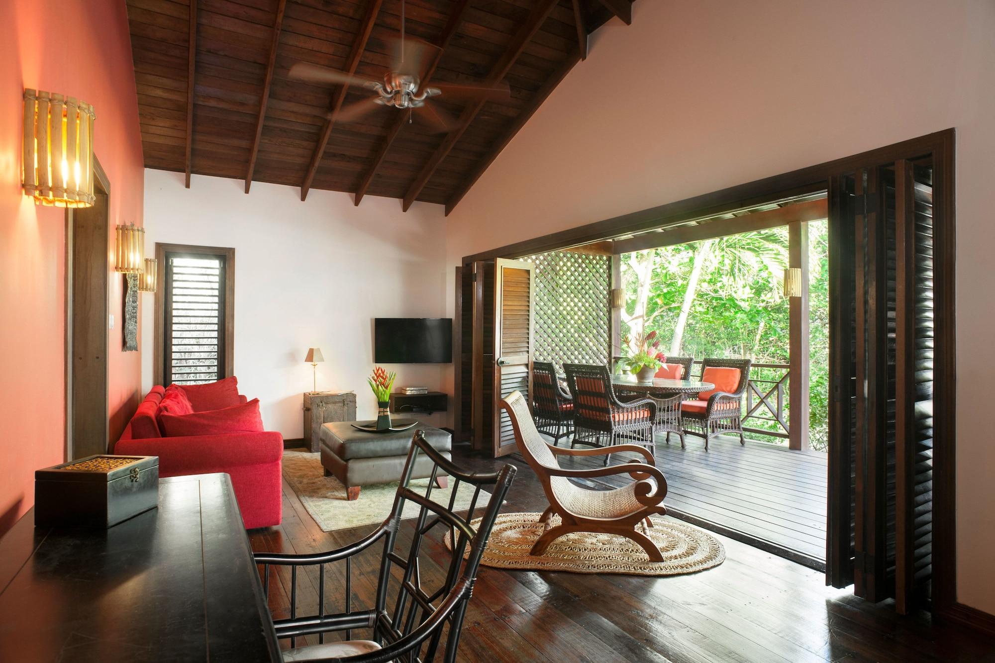 Le Phare Bleu Boutique Hotel And Marina St. George's Ngoại thất bức ảnh