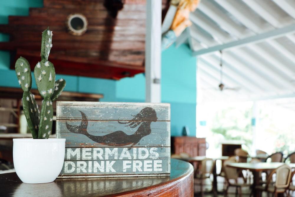 Le Phare Bleu Boutique Hotel And Marina St. George's Ngoại thất bức ảnh