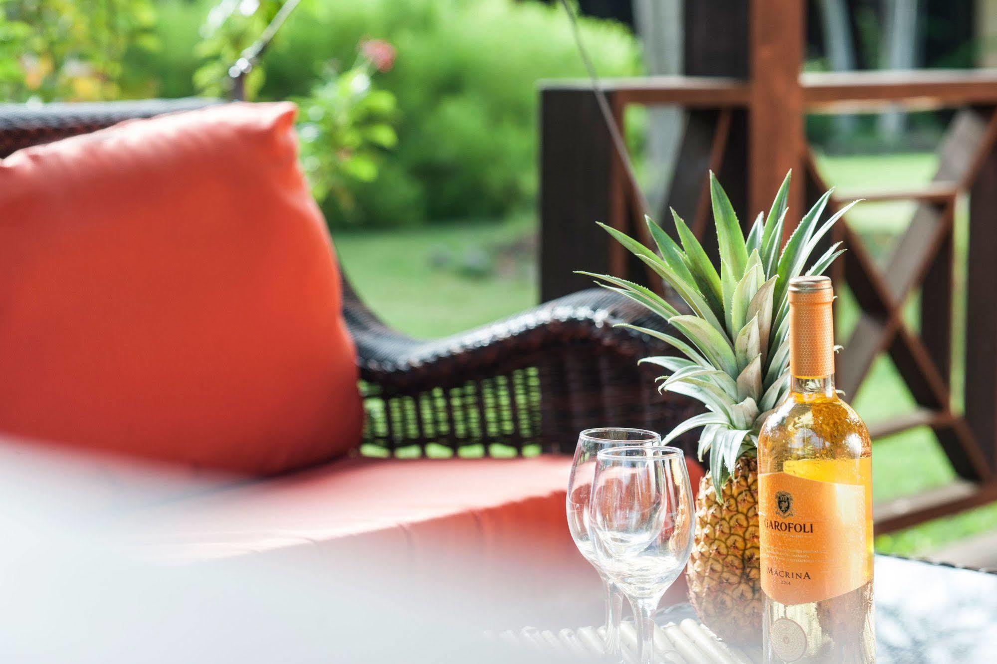 Le Phare Bleu Boutique Hotel And Marina St. George's Ngoại thất bức ảnh